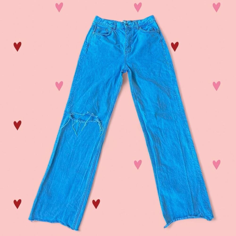 Distressed Jeans - Picture 2 of 8